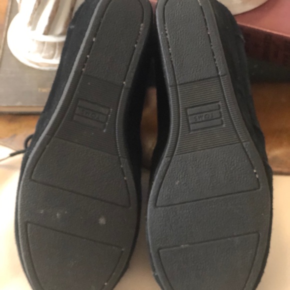 TOMS Suede Lace Up Bootie - Picture 5 of 7